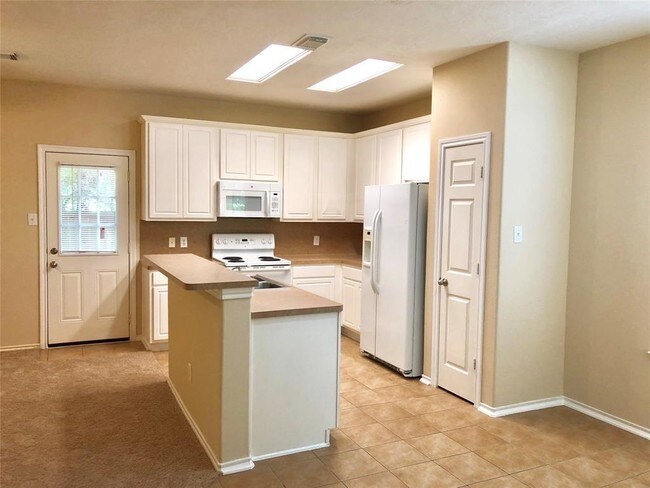 Building Photo - 231 N Burberry Park Cir