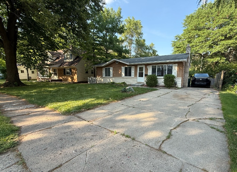 Primary Photo - 3715 Stratford Ave