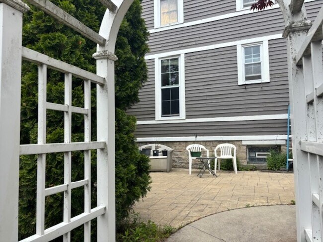 Foto del edificio - 1105 N 6th St