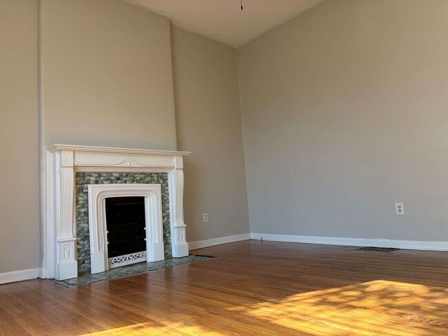 Photo - 1702 S 2nd St Apartment