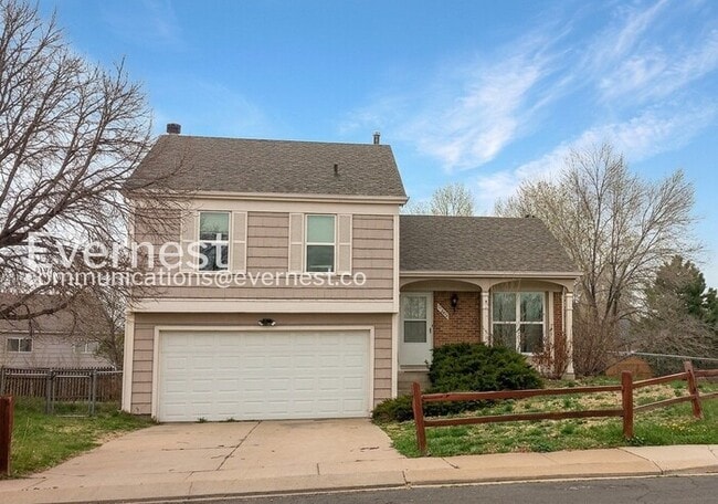 Building Photo - 2702 Dickens Dr