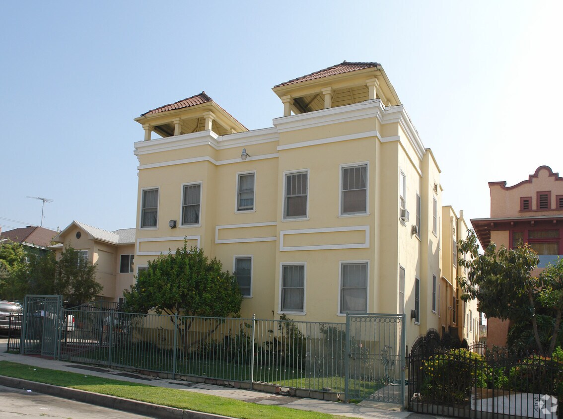 Foto del edificio - Heliotrope Apartments