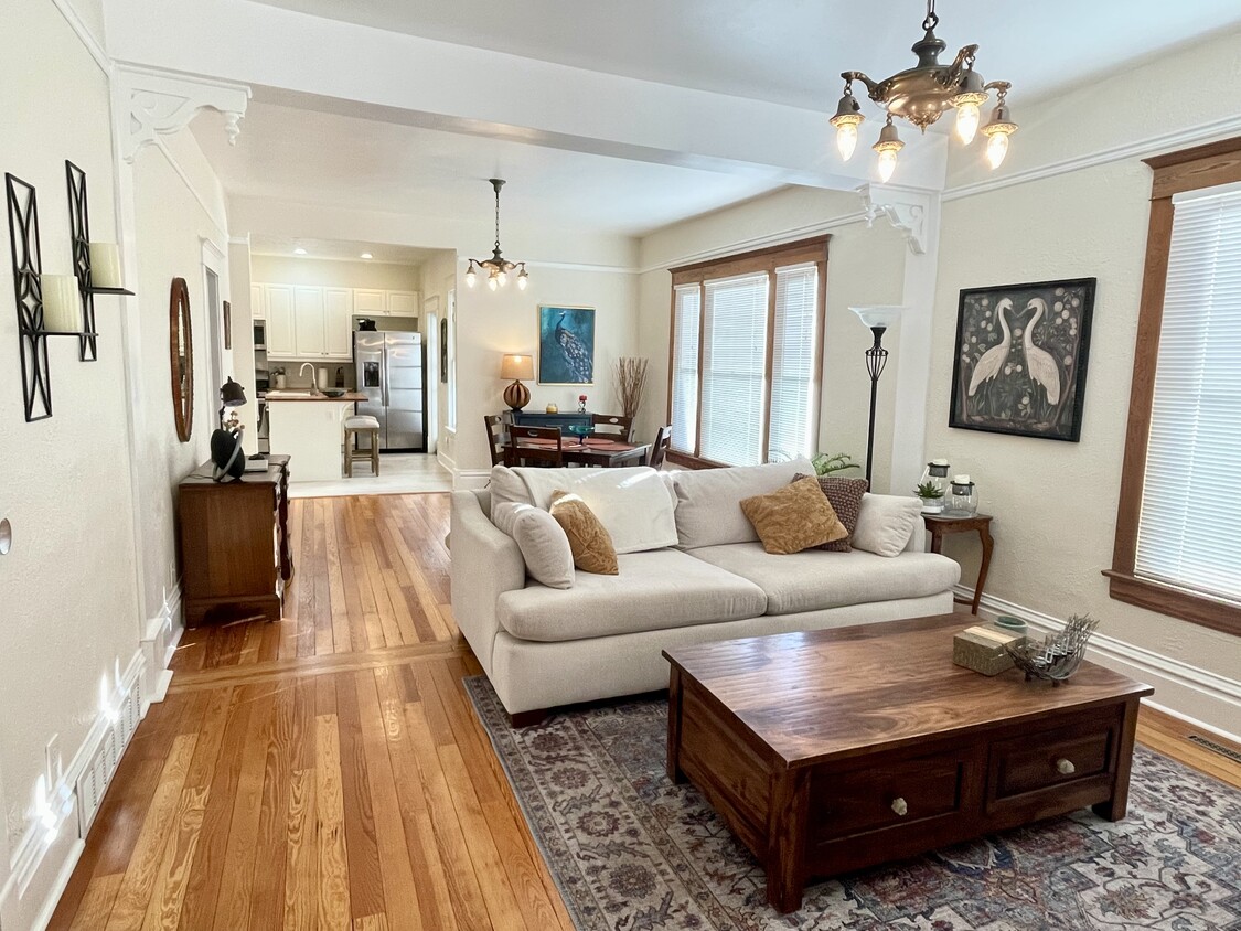 Photo - 348 Collyer St