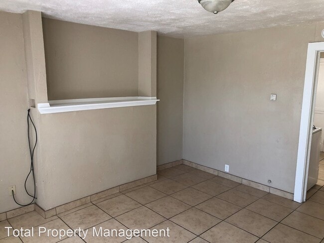Building Photo - 1 br, 1 bath House - 743 Mariposa Ave