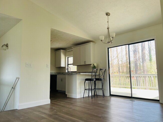 Building Photo - 1167 Catalina Ct