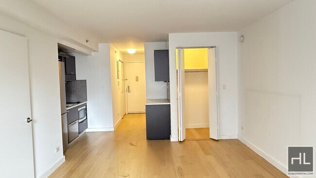 Foto del edificio - Modern Studio Apartment – East 39th Street...