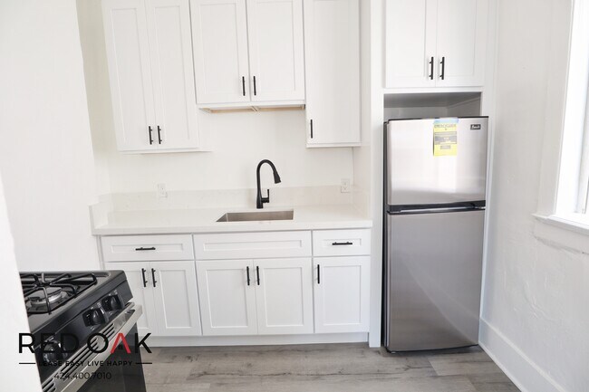 Foto del edificio - 325 Witmer St