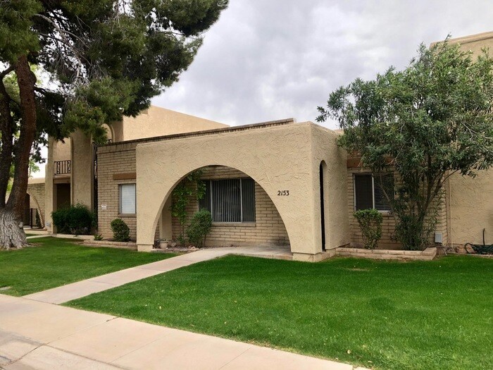 3 Bed 2 Bath Home in the Continental Villa... Townhome Rentals in