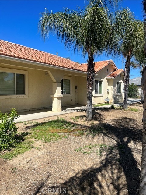 Foto del edificio - 28102 Blue Diamond Ln