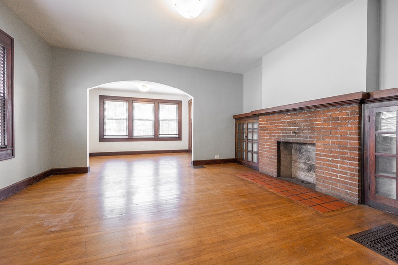 Primary Photo - 3225 N College Ave