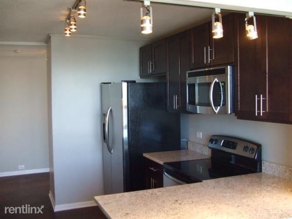 Building Photo - 175 N Harbor Dr