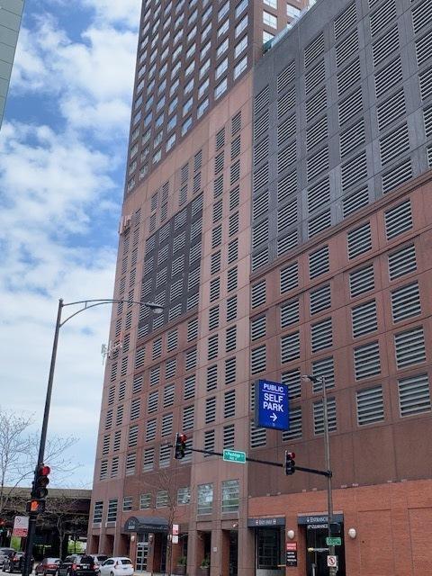 Foto principal - 0 bedroom in Chicago IL 60611