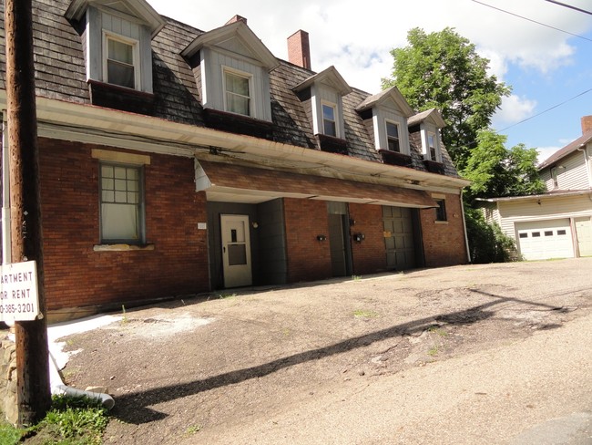 Building Photo - 109-117 California Ave