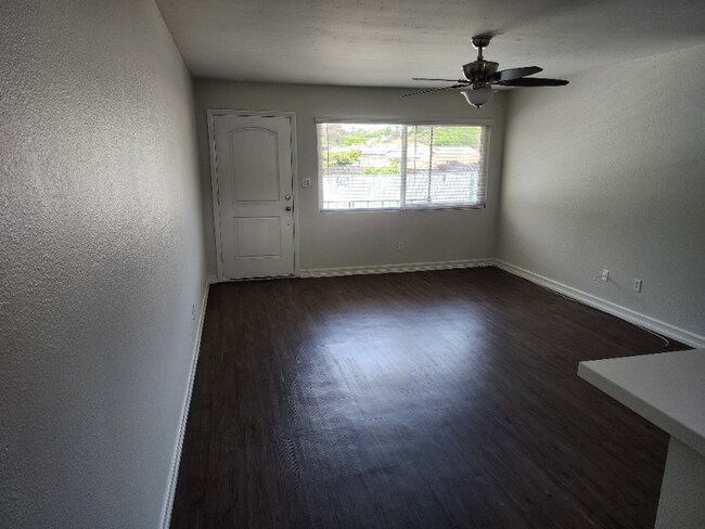 Foto del edificio - 4214-4218-4218 Harbinson Ave