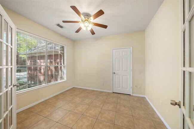 Foto del edificio - 123 N Acacia Park Cir