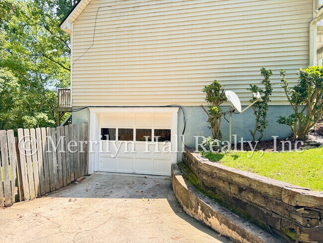Foto del edificio - Updated home in Riverwalk!