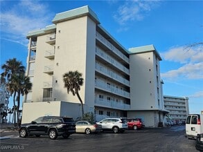 Building Photo - 7400 Estero Blvd