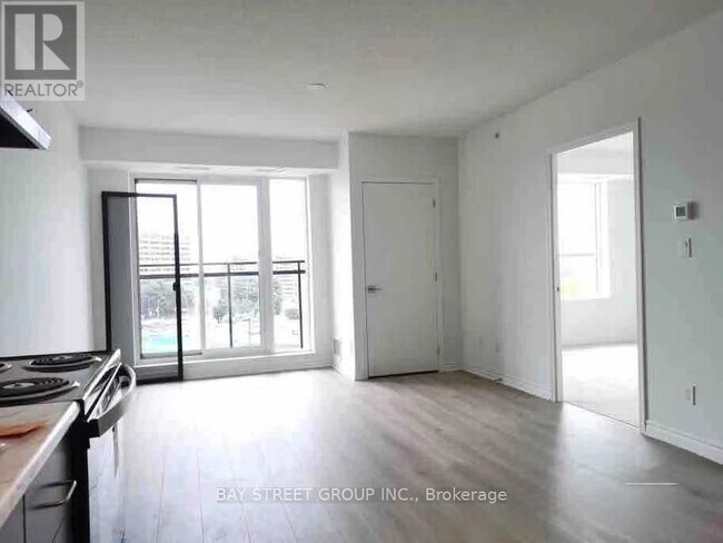 Photo du bâtiment - 1-611 Falaise Rd