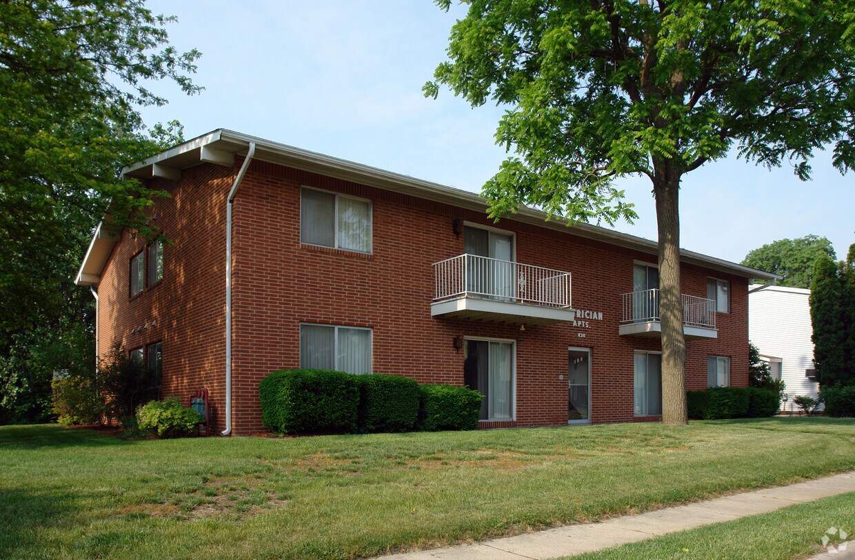 Primary Photo - Patrician Apartments