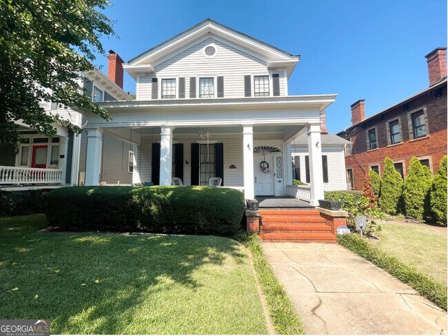 Foto del edificio - 305 Orange St