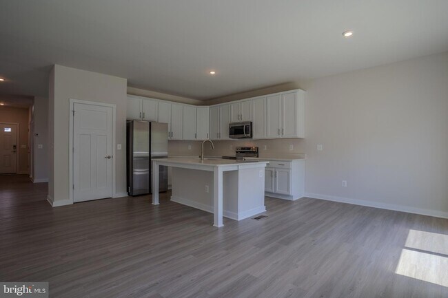 Foto del edificio - 79 Spatterdock Rd