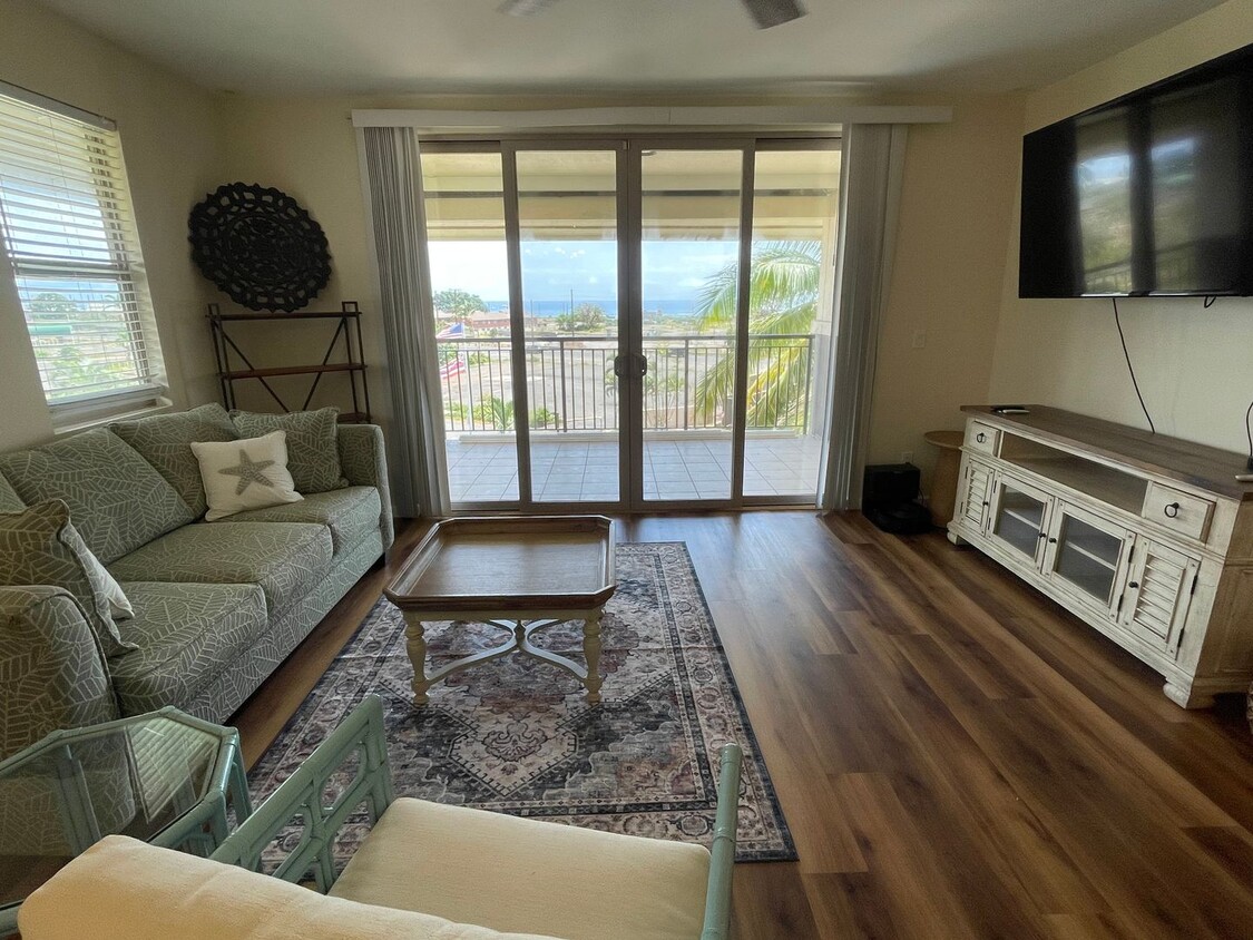 Primary Photo - Top Floor Opukea Three Bedroom/Two Bathroom