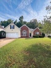 Building Photo - 190 Greenland Dr