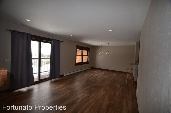 Building Photo - 2 br, 2 bath House - 2 Andorra 325 N. Fren...