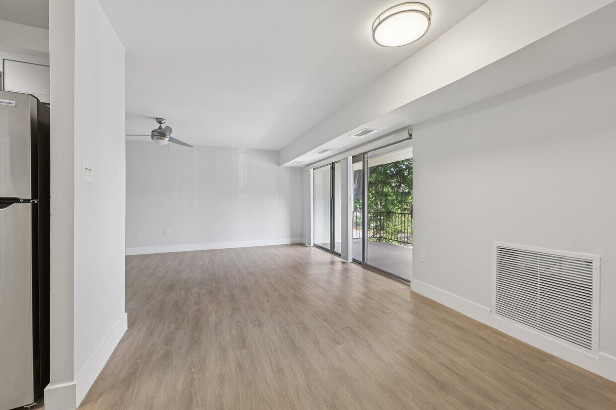 Lafayette Apartments - 7136 Groveton Gardens Rd Alexandria, VA 22306 |  Apartments.com, image size:1240x826