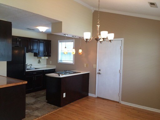 Building Photo - 3821 Fawn Creek Dr
