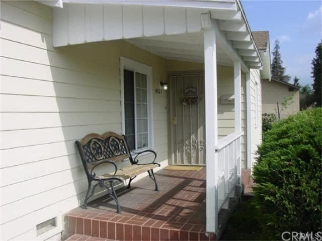 Building Photo - 4821 Cedar Ave