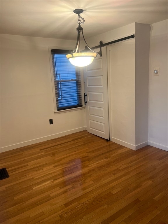 Building Photo - 80 Pine St