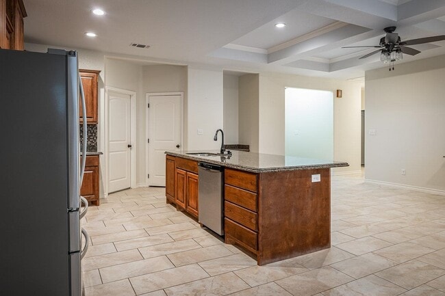 Building Photo - 309 Javier Dr