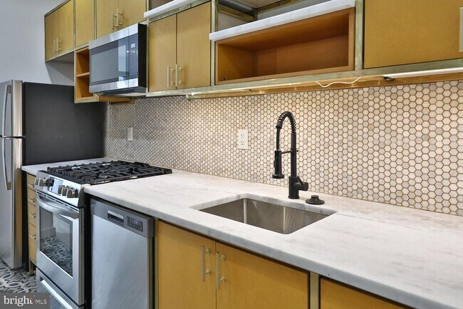 Foto del edificio - 725 S 6th St