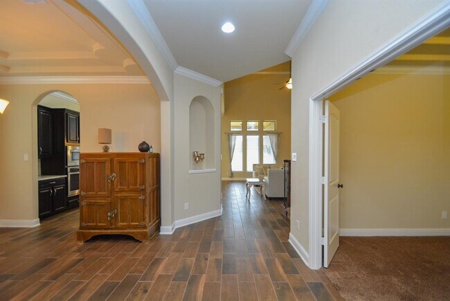 Building Photo - 15119 Huckleberry Harvest Trail