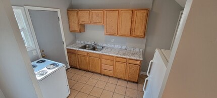 Building Photo - 1242 W Mullan Ave