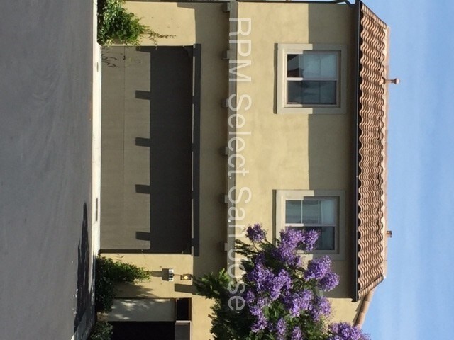 Foto del edificio - Beautiful Spanish Style 3/2.5  Home.