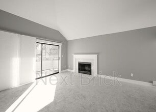 Building Photo - 2506 S 317th St