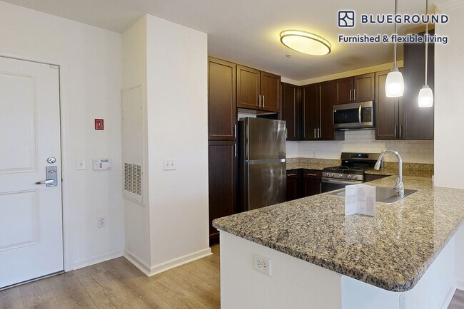 Building Photo - 80 North Centre Ave-SI FL1-ID849A