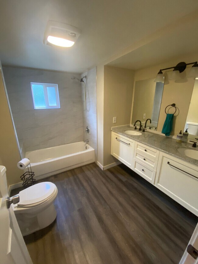 Foto del edificio - 16952 Clear Creek Rd NW