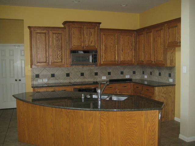 Building Photo - 2412 Forest Gate Dr