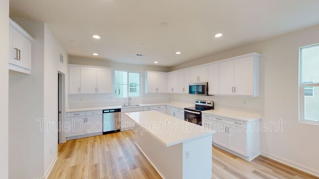 Building Photo - 17251 Faro St