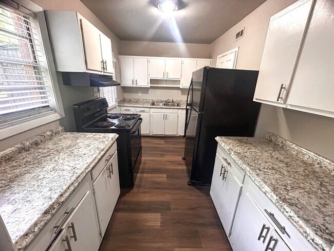 Interior Photo - Cove at Ridgewood