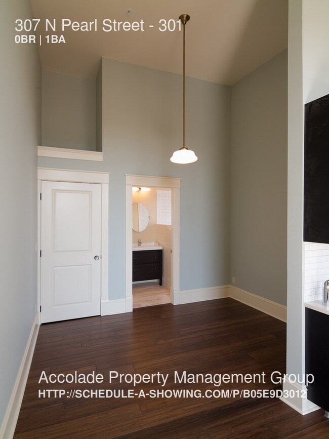 Foto del edificio - Brand New Downtown Ellensburg Apartment