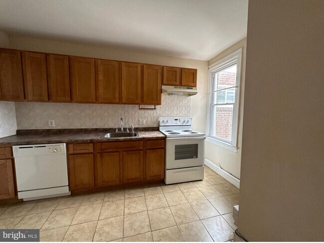 Foto del edificio - 7607 Torresdale Ave