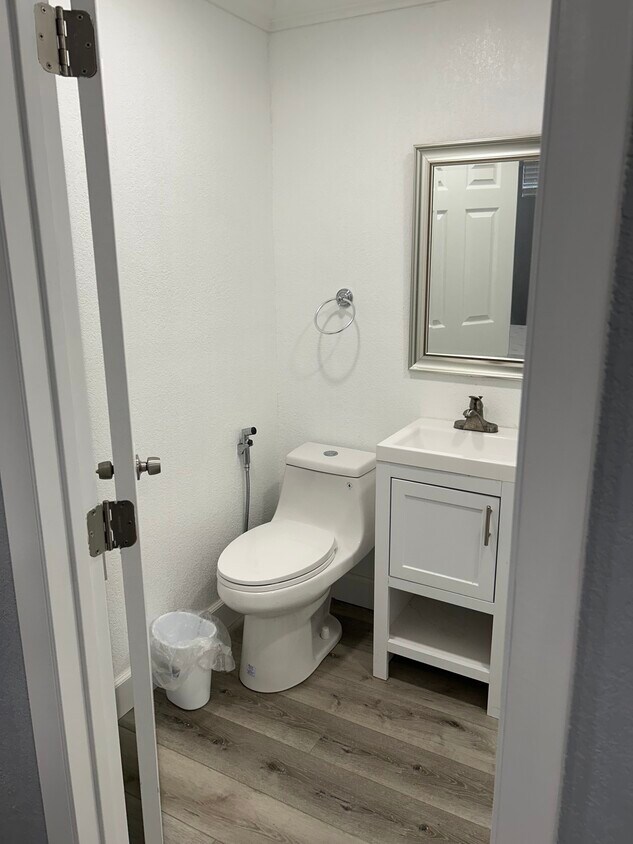 Foto del edificio - 3138 Glendon Ave