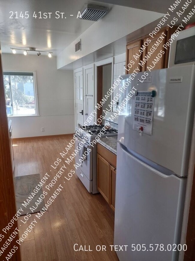 Foto del edificio - 2145 41st St