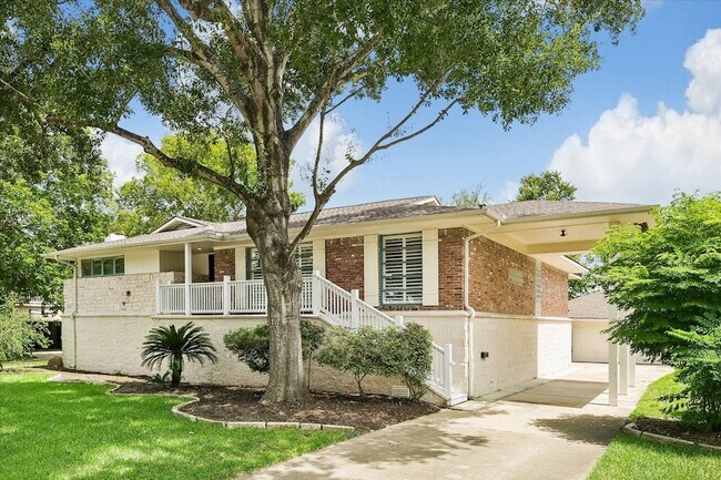 Building Photo - 4715 Braesvalley Dr