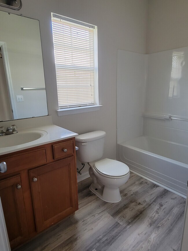Building Photo - 2859 Summergrove Ct