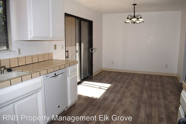 Building Photo - 2 br, 2 bath House - 9501 Emerald Vista Dr